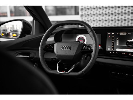 Audi Q6 e-tron S edition | Adaptive air suspension | Adaptive cruise control | Audi sound system ActivLease financial lease