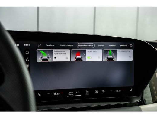 Audi Q6 e-tron S edition 83 kWh / 252 pk | Adaptive air suspension | Adaptive cruise control | Audi sound system ActivLease financial lease