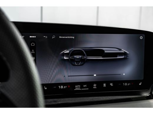Audi Q6 e-tron S edition 83 kWh / 252 pk | Adaptive air suspension | Adaptive cruise control | Audi sound system ActivLease financial lease
