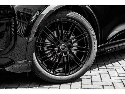 Audi Q6 e-tron S edition 83 kWh / 252 pk | Adaptive air suspension | Adaptive cruise control | Audi sound system ActivLease financial lease