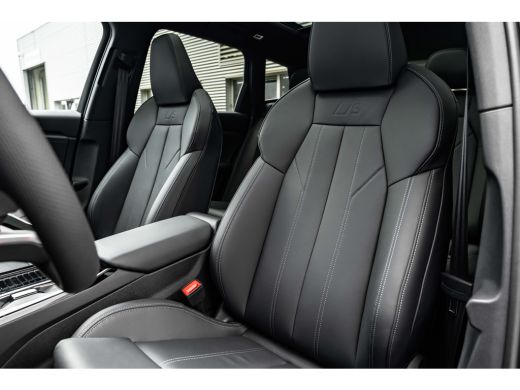 Audi Q6 e-tron S edition 83 kWh / 252 pk | Adaptive air suspension | Adaptive cruise control | Audi sound system ActivLease financial lease