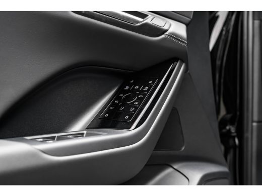 Audi Q6 e-tron S edition 83 kWh / 252 pk | Adaptive air suspension | Adaptive cruise control | Audi sound system ActivLease financial lease