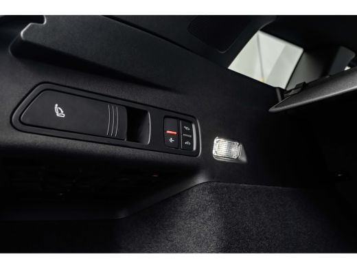 Audi Q6 e-tron S edition 83 kWh / 252 pk | Adaptive air suspension | Adaptive cruise control | Audi sound system ActivLease financial lease
