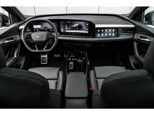 Audi Q6 e-tron S edition 83 kWh / 252 pk | Adaptive air suspension | Adaptive cruise control | Audi sound system ActivLease financial lease