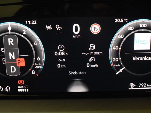 Volkswagen Golf Life Edition eHybrid | 'App-Connect' draadloze smartphone integratie | Achterbank in ongelijke de... ActivLease financial lease