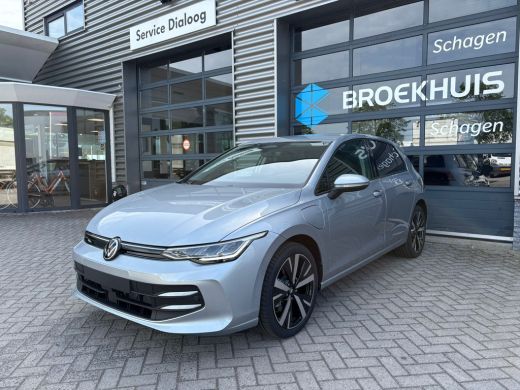 Volkswagen Golf Life Edition eHybrid | 'App-Connect' draadloze smartphone integratie | Achterbank in ongelijke de... ActivLease financial lease