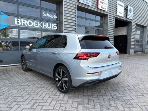 Volkswagen Golf Life Edition eHybrid | 'App-Connect' draadloze smartphone integratie | Achterbank in ongelijke de... ActivLease financial lease