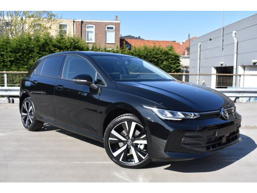 Volkswagen Golf Life Edition eHybrid | 'App-Connect' draadloze smartphone integratie | Achterbank in ongelijke de... ActivLease financial lease