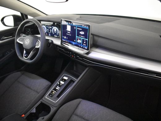 Volkswagen Golf Life Edition eHybrid | 'App-Connect' draadloze smartphone integratie | Achterbank in ongelijke de... ActivLease financial lease