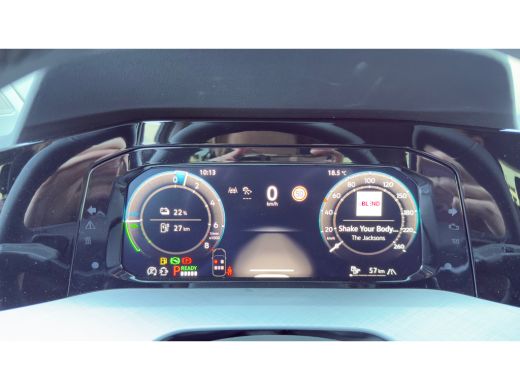 Volkswagen Golf Life Edition eHybrid | 'App-Connect' draadloze smartphone integratie | Achterbank in ongelijke de... ActivLease financial lease
