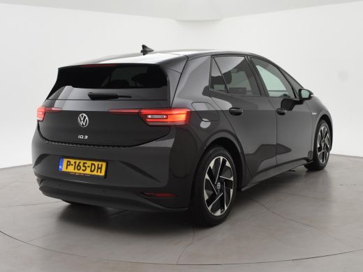 Volkswagen ID.3 PRO 58 KWH + SFEERVERLICHTING | ADAPTIVE CRUISE | 18 INCH | CAMERA | STOEL/STUURVERW. | CARPLAY ActivLease financial lease