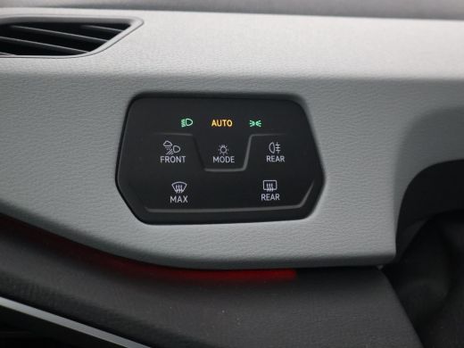 Volkswagen ID.3 PRO 58 KWH + SFEERVERLICHTING | ADAPTIVE CRUISE | 18 INCH | CAMERA | STOEL/STUURVERW. | CARPLAY ActivLease financial lease