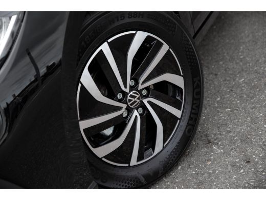 Volkswagen Polo Life Edition | 'App-Connect' smartphone integratie | Airconditioning automatisch (Climatronic), 2... ActivLease financial lease