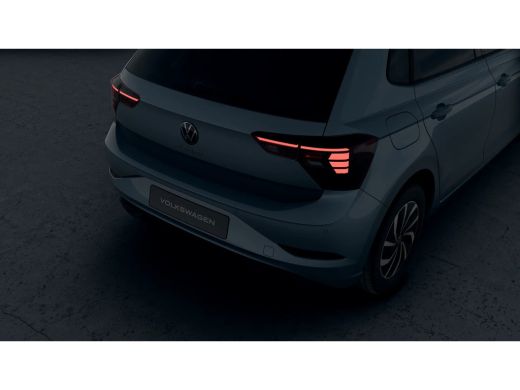 Volkswagen Polo Life Edition | 'App-Connect' smartphone integratie | Buitenspiegels elektrisch instel- verwarm- e... ActivLease financial lease