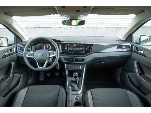 Volkswagen Polo Life Edition | 'App-Connect' smartphone integratie | Buitenspiegels elektrisch instel- verwarm- e... ActivLease financial lease