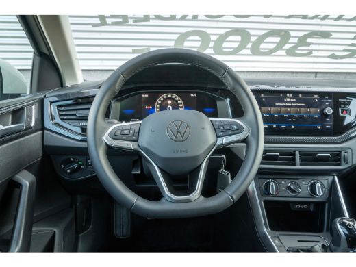 Volkswagen Polo Life Edition | 'App-Connect' smartphone integratie | Buitenspiegels elektrisch instel- verwarm- e... ActivLease financial lease