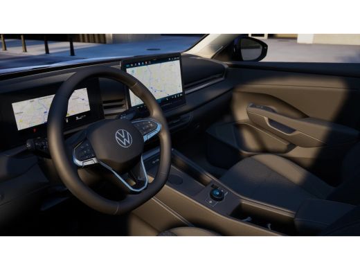Volkswagen T-Roc Life Edition | 'App-Connect' draadloze smartphone integratie | 30,5 cm display met 2D en 3D weerg... ActivLease financial lease