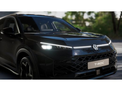 Volkswagen T-Roc R-Line Edition | 'App-Connect' draadloze smartphone integratie | 30,5 cm display met 2D en 3D wee... ActivLease financial lease