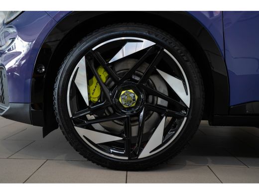 Abarth 600e Scorpionissima 54 kWh | SOH 97% | Tot 8 Jaar Garantie | Winter Pack | Sound Pack | 20 Inch Lichtm... ActivLease financial lease