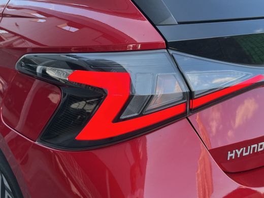 Hyundai i20 1.0 T-GDI 100pk N-Line | Camera | Carplay | Premium audio | Cruise controle | Navigatie | 17'' ve... ActivLease financial lease