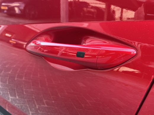 Hyundai i20 1.0 T-GDI 100pk N-Line | Camera | Carplay | Premium audio | Cruise controle | Navigatie | 17'' ve... ActivLease financial lease
