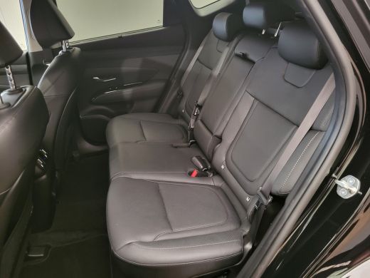 Hyundai Tucson 1.6 T-GDI PHEV Premium | Achterbank in delen neerklapbaar | Achterruitverwarming | Achteruitrij a... ActivLease financial lease