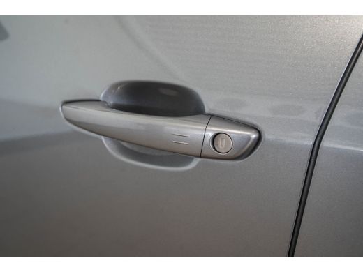 Jeep Avenger 1.2 e-Hybrid Summit | Tot 8 Jaar Garantie | Navigatie | Camera | Keyless | Elektrische Achterklep... ActivLease financial lease