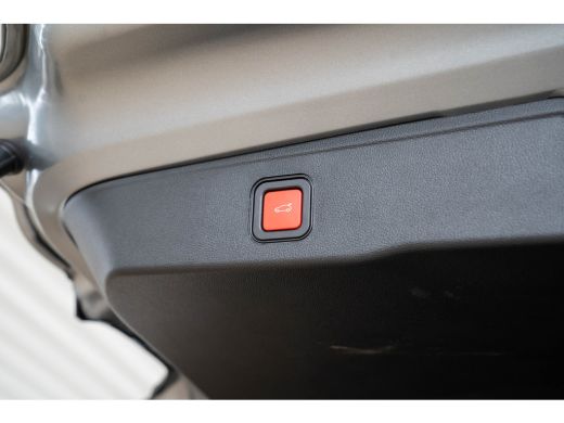 Jeep Avenger 1.2 e-Hybrid Summit | Tot 8 Jaar Garantie | Voorruit verwarming | Camera | Navigatie | Keyless | ... ActivLease financial lease