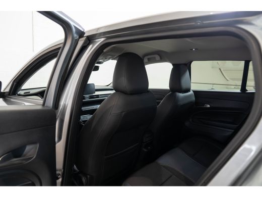 Jeep Avenger 1.2 e-Hybrid Summit | Tot 8 Jaar Garantie | Voorruit verwarming | Camera | Navigatie | Keyless | ... ActivLease financial lease