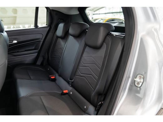 Jeep Avenger 1.2 e-Hybrid Summit | Tot 8 Jaar Garantie | Voorruit verwarming | Camera | Navigatie | Keyless | ... ActivLease financial lease