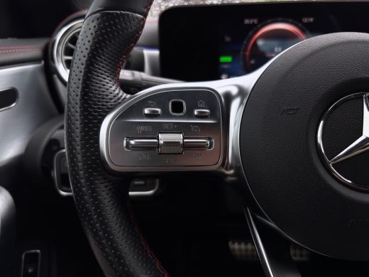 Mercedes-Benz CLA 250 e AMG Line | Trekhaak | Camera | Cruise Control | Sfeer Verlichting | ActivLease financial lease
