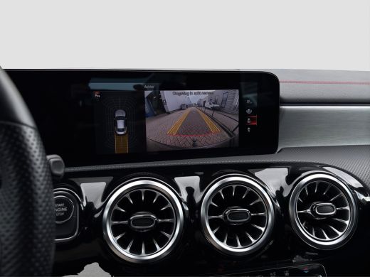 Mercedes-Benz CLA 250 e AMG Line | Trekhaak | Camera | Cruise Control | Sfeer Verlichting | ActivLease financial lease