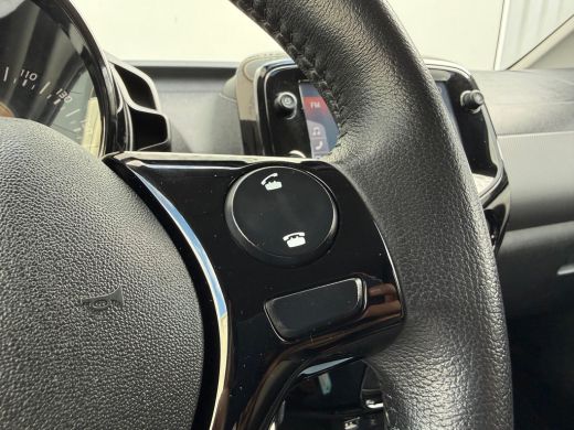 Peugeot 108 1.0 e-VTi Allure | climate control| camera achter| cruise control| dab| apple carplay/android auto ActivLease financial lease