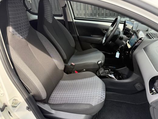 Peugeot 108 1.0 e-VTi Allure | climate control| camera achter| cruise control| dab| apple carplay/android auto ActivLease financial lease