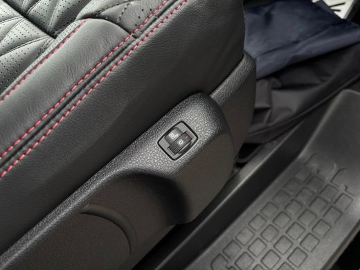 Peugeot e-Expert EV L2 75 kWh Dynamic By Revolve | Betimmering | Camera | Stoelverwarming | Cruise Control | Navi ... ActivLease financial lease