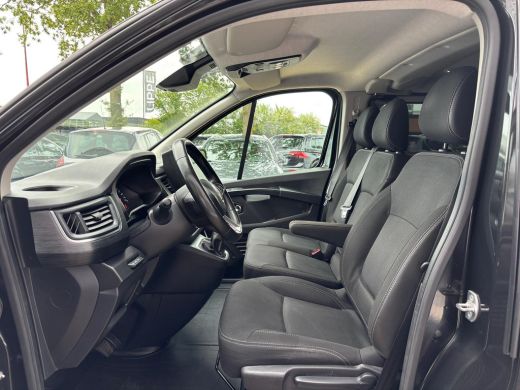 Renault Trafic 2.0 dCi 170 PK T29 L2H1 DC Luxe | Automaat | Trekhaak | 6 Zitplaatsen | Achterruitrij Camera ActivLease financial lease