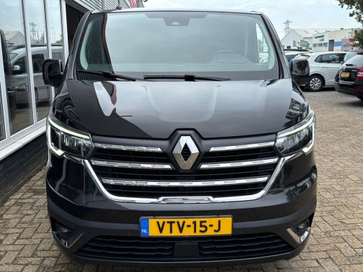Renault Trafic 2.0 dCi 170 PK T29 L2H1 DC Luxe | Automaat | Trekhaak | 6 Zitplaatsen | Achterruitrij Camera ActivLease financial lease