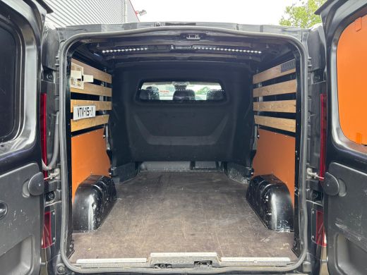 Renault Trafic 2.0 dCi 170 PK T29 L2H1 DC Luxe | Automaat | Trekhaak | 6 Zitplaatsen | Achterruitrij Camera ActivLease financial lease