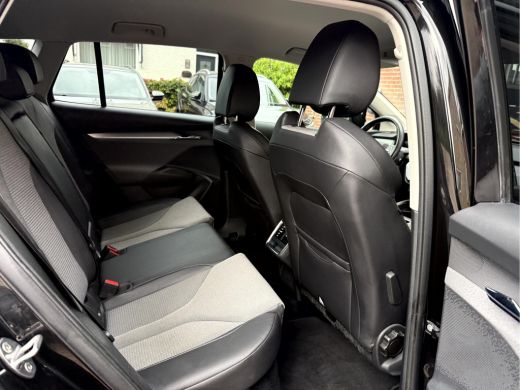 Skoda Enyaq iV 60 SOH 91.4%, Camera, Trekhaak, Matrix Led ActivLease financial lease