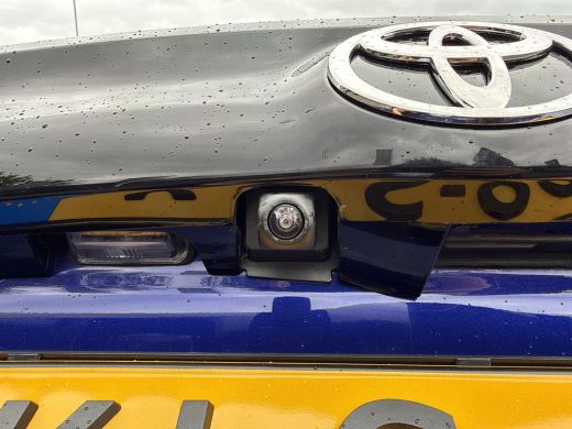 Toyota Yaris 1.5 Hybrid Dynamic | CarPlay | Stuur en stoelverwarming | Camera ActivLease financial lease