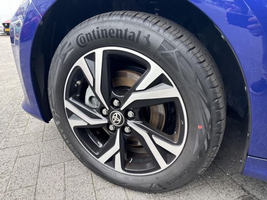 Toyota Yaris 1.5 Hybrid Dynamic | CarPlay | Stuur en stoelverwarming | Camera ActivLease financial lease