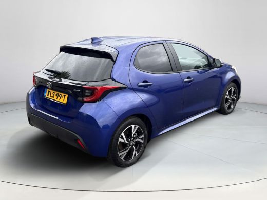 Toyota Yaris 1.5 Hybrid Dynamic | CarPlay | Stuur en stoelverwarming | Camera ActivLease financial lease