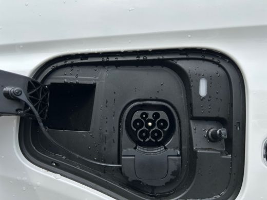 Volkswagen Caddy 1.5 TSI eHybrid 150PK DSG | Trekhaak | App connect | Laadvloer ActivLease financial lease
