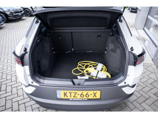 Volkswagen ID.4 Pro 82kWH 286PK SOH 97% | Airco (automatisch) | DAB ontvanger | Matrix LED koplampen ActivLease financial lease