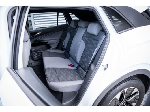 Volkswagen ID.4 Pro 82kWH 286PK SOH 97% | Airco (automatisch) | DAB ontvanger | Matrix LED koplampen ActivLease financial lease