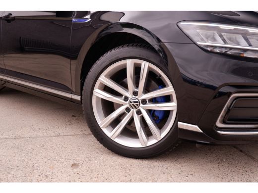 Volkswagen Passat Variant 1.4 TSI PHEV GTE Business | Pano | Carplay | LED | Camera | Navi | LED ActivLease financial lease