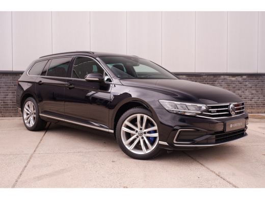 Volkswagen Passat Variant 1.4 TSI PHEV GTE Business | Pano | Carplay | LED | Camera | Navi | LED ActivLease financial lease