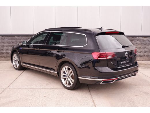 Volkswagen Passat Variant 1.4 TSI PHEV GTE Business | Pano | Carplay | LED | Camera | Navi | LED ActivLease financial lease