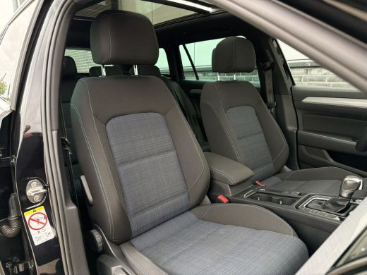 Volkswagen Passat Variant 1.4 TSI PHEV GTE Business | Pano | Carplay | LED | Camera | Navi | LED ActivLease financial lease