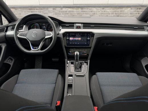 Volkswagen Passat Variant 1.4 TSI PHEV GTE Business | Pano | Carplay | LED | Camera | Navi | LED ActivLease financial lease